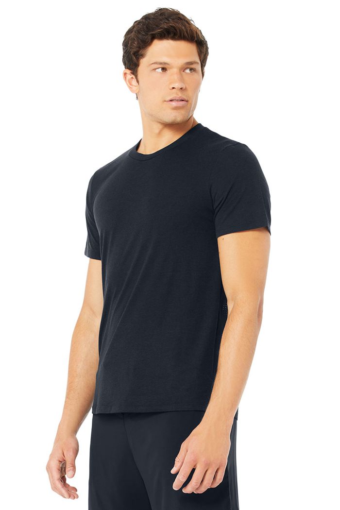 Alo Yoga Airwave Tee Men's Short Sleeve Navy | 07RXVDLYW