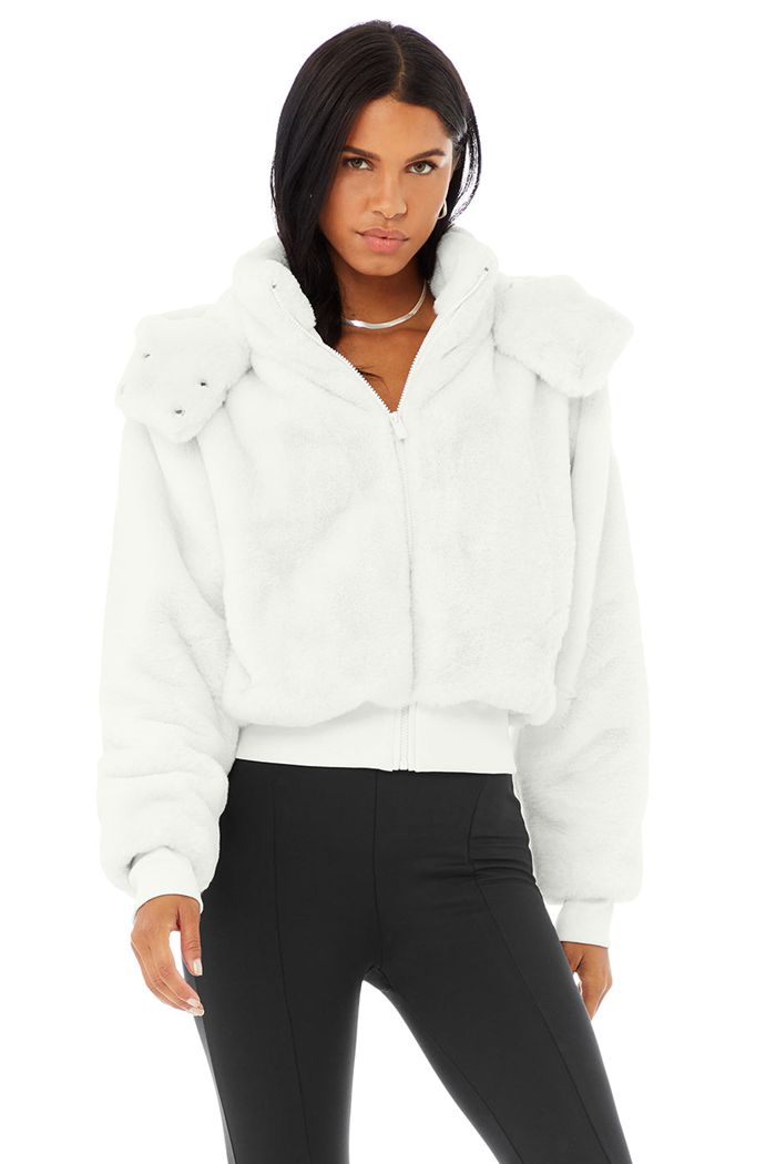 Alo Yoga Faux Fur Foxy Women's Jackets White | 63WPLQOJN