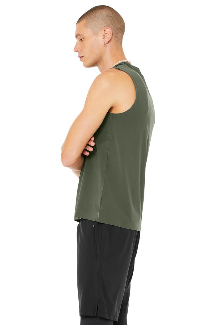 Alo Yoga Idol Performance Men's Tank Tops Dark Green | 63IXWORVA