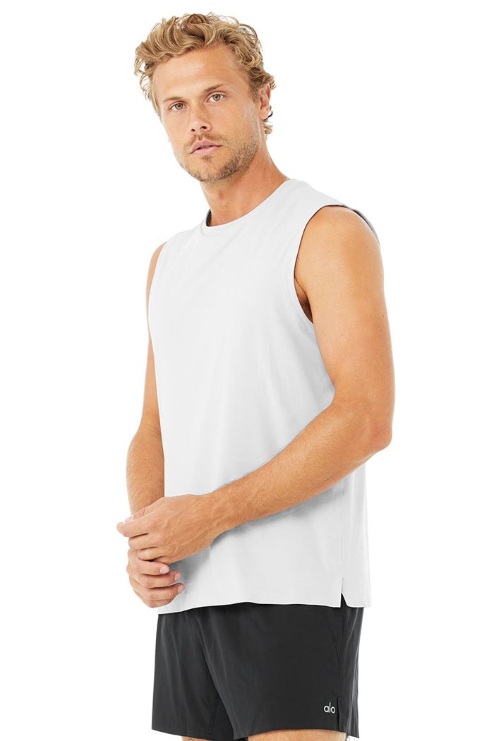 Alo Yoga Idol Performance Men's Tank Tops White | 89FEZWPUS