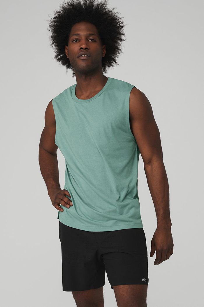 Alo Yoga The Triumph Muscle Men's Tank Tops Blue | 38VXGQHEW