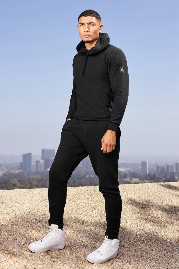 Alo Yoga Triumph Men's Hoodie Black | 52JDAFMOH