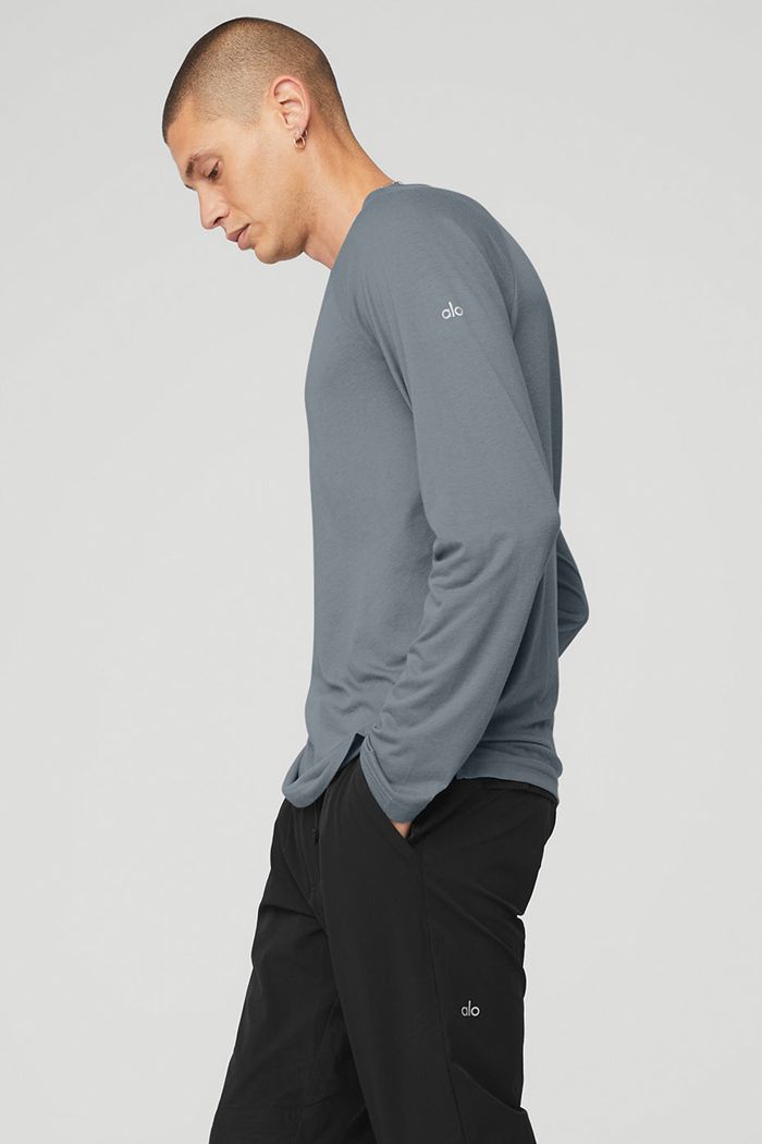 Alo Yoga Triumph Tee Men's Long Sleeve Grey | 37RJVTXNF