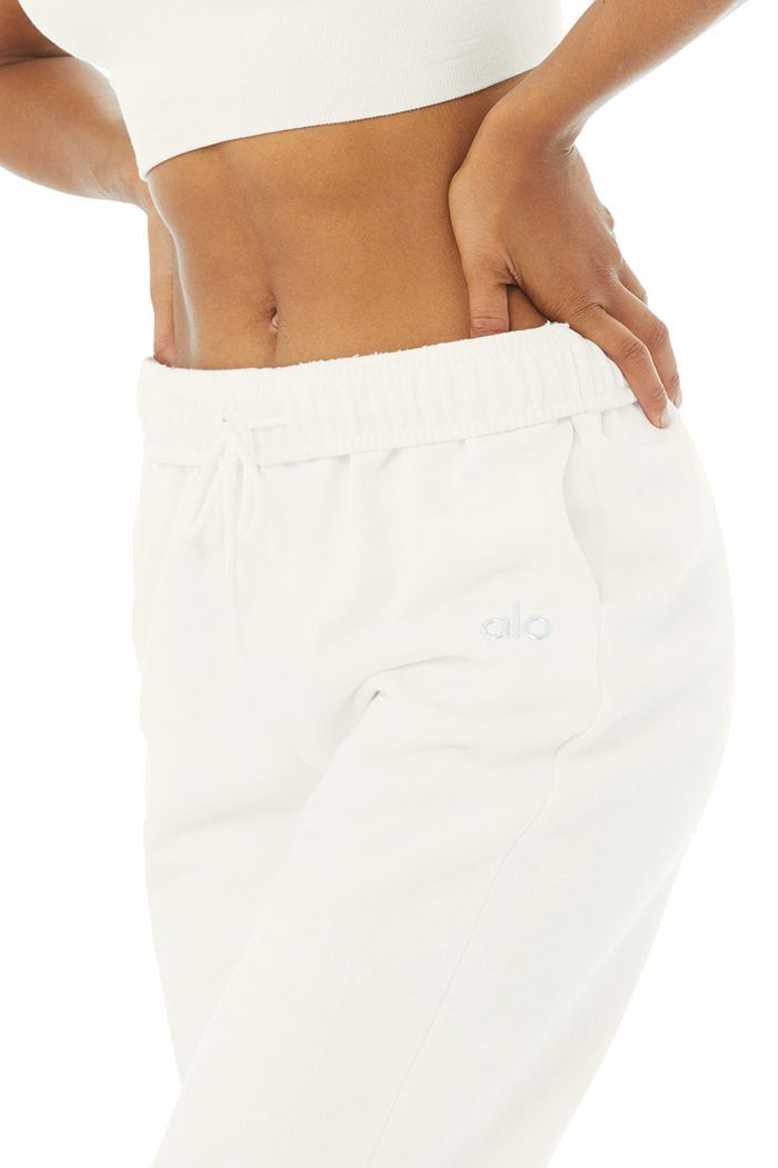 Alo Yoga Accolade Sweat Women's Pants White | 20MQDCOJL