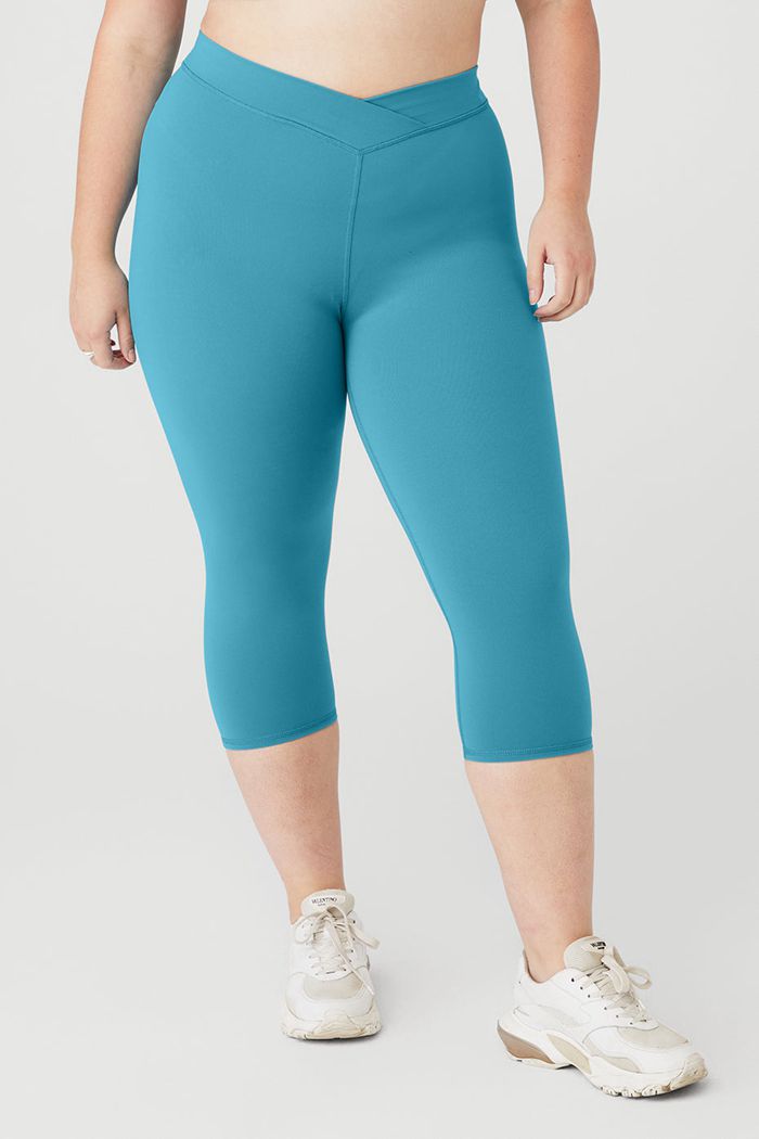 Alo Yoga Airbrush V-Cut Define Capri Women's Pants Blue | 17BXHASJV