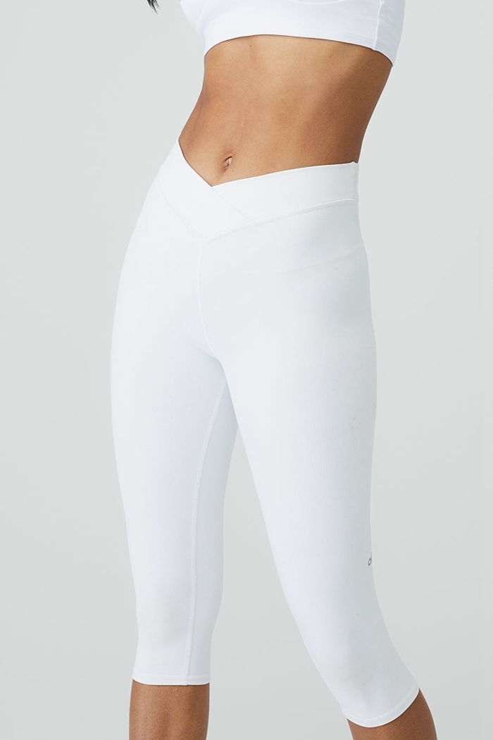 Alo Yoga Airbrush V-Cut Define Capri Women's Pants White | 40PVFOERK