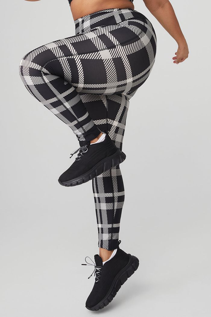 Alo Yoga Airlift High-Waist Magnified Plaid Women's Leggings Black White | 24JNFLIYV