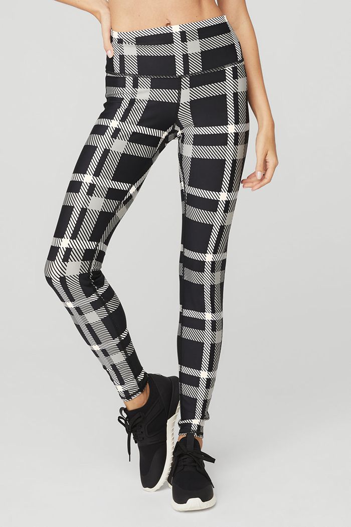 Alo Yoga Airlift High-Waist Magnified Plaid Women\'s Leggings Black White | 24JNFLIYV