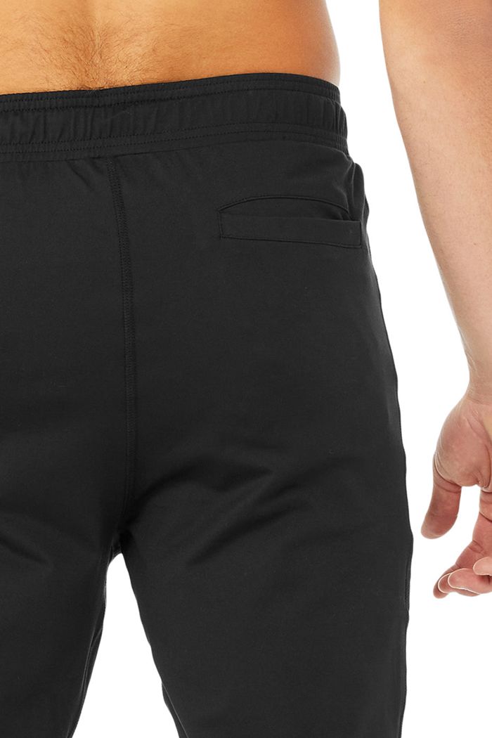 Alo Yoga Balance Capri Men's Pants Black | 94OEKLNVT