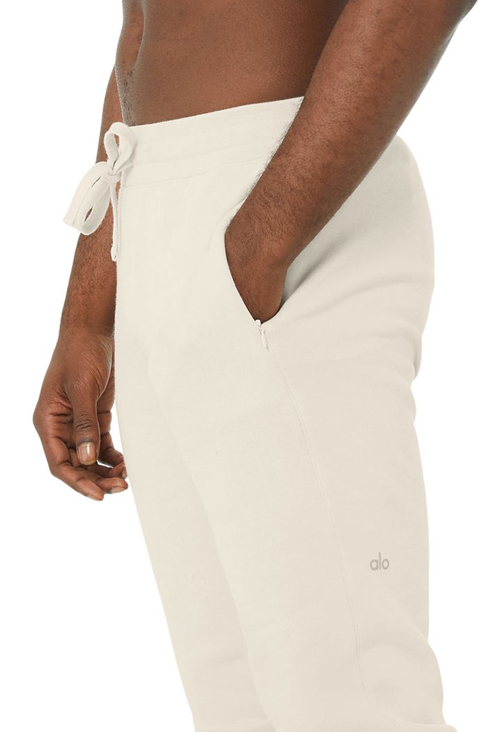 Alo Yoga Baseline Sweat Men's Pants Beige | 41HWVNBEI