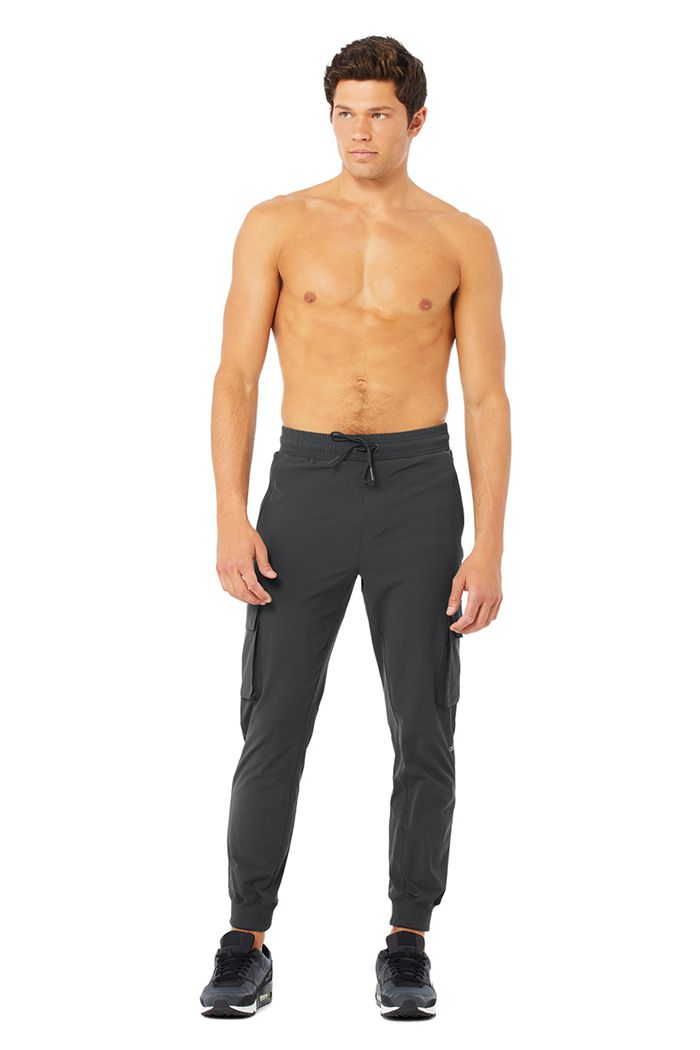 Alo Yoga Cargo Division Field Men's Pants Dark Grey | 36ZOYMRAF