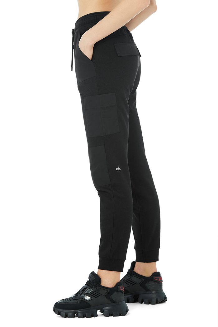 Alo Yoga Cargo Jogger Women's Pants Black | 23ORMICHU