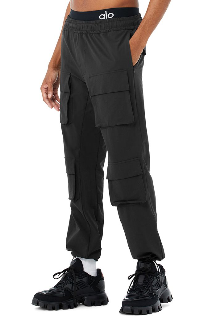 Alo Yoga Cargo Venture Men's Pants Black | 60VHKCDJL