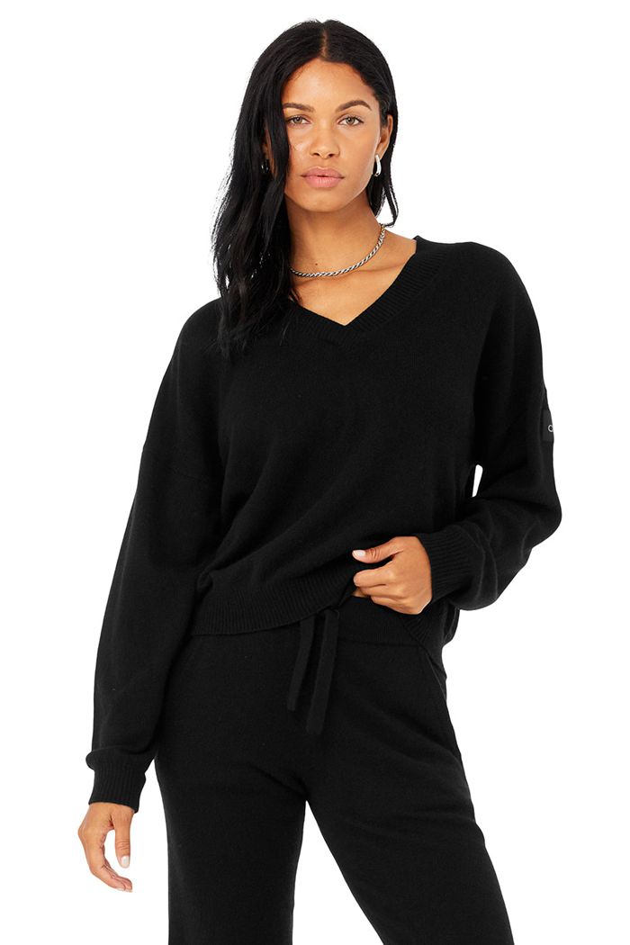 Alo Yoga Cashmere Jet Set V-Neck Women\'s Pullover Black | 79EKDIHTP