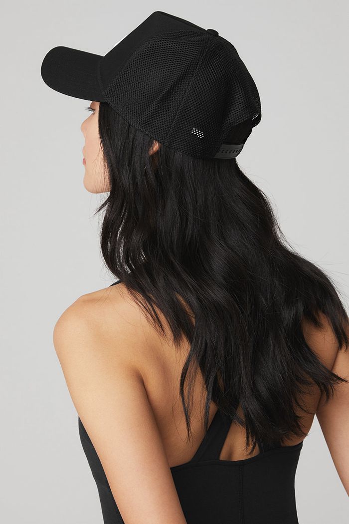 Alo Yoga District Trucker Men's Hats Black | 23IHKGAOE