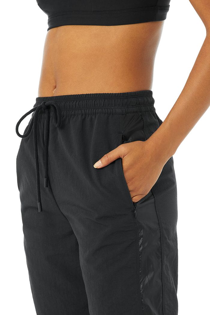 Alo Yoga Remix Women's Pants Black | 47LAGHVXY