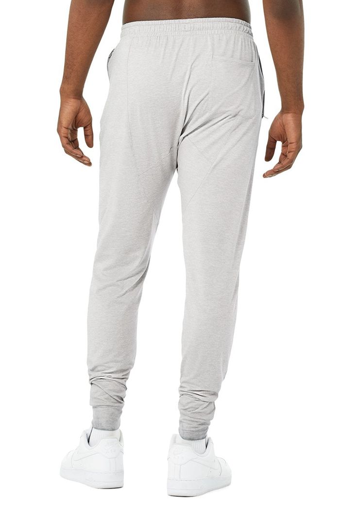 Alo Yoga Revitalize Men's Pants Grey | 05CEPZRMS