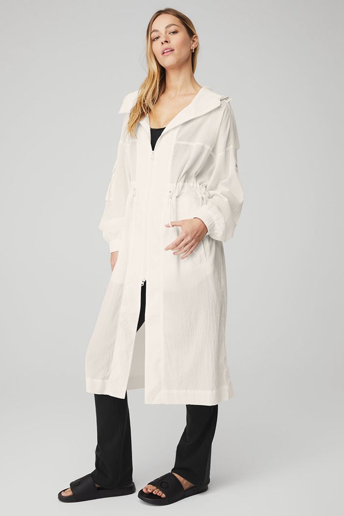 Alo Yoga Summer Nights Lightweight Women's Coat White | 06KCOTEAB