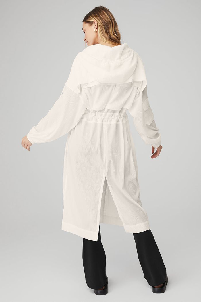 Alo Yoga Summer Nights Lightweight Women's Coat White | 06KCOTEAB