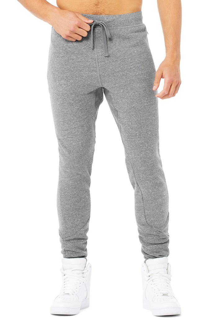 Alo Yoga The Triumph Sweat Men\'s Pants Grey | 08SNGDBVY