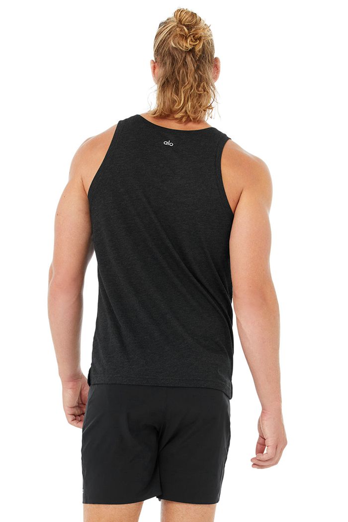 Alo Yoga Triumph Men's Vest Black | 31VMPNDOJ